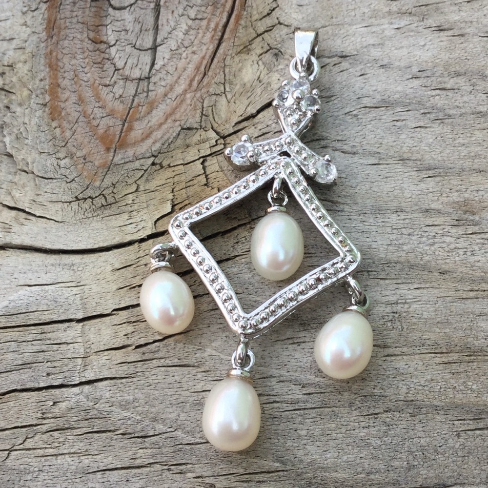Silver Pearl Drop Pendant Necklace